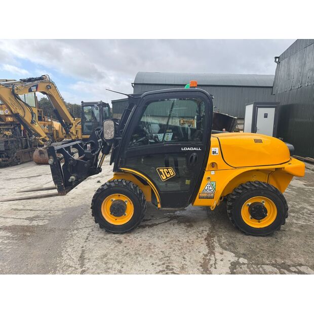 2021 JCB 520-40-46645712