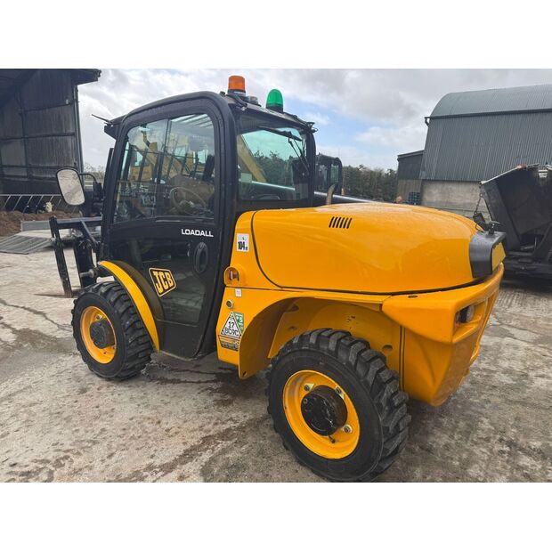 2021 JCB 520-40-46645713