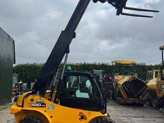 2021-jcb-520-40-1443534-46645718