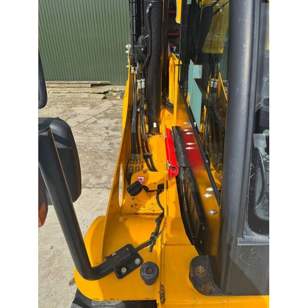 2021 JCB 520-40-46645720