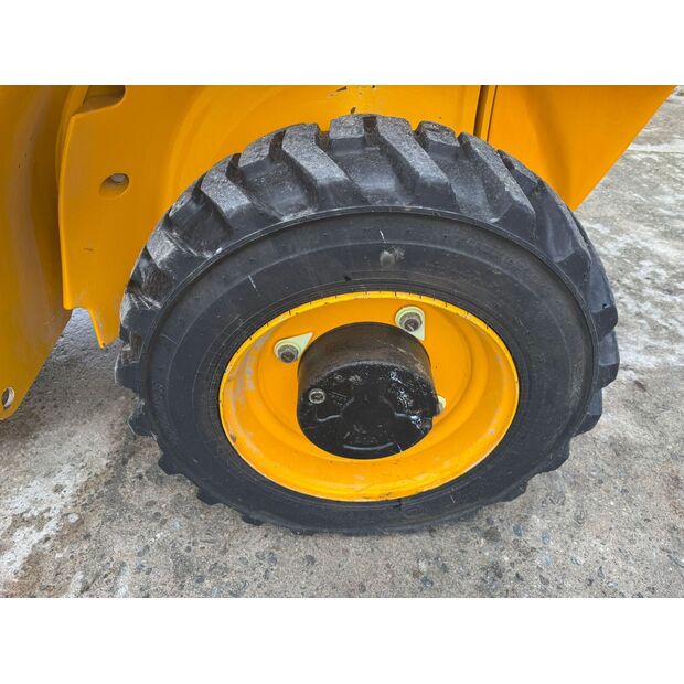 2021 JCB 520-40-46645724