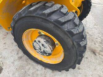 2021-jcb-520-40-1443534-46645725