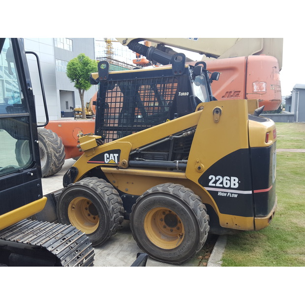 2022 Caterpillar 226B-46645810