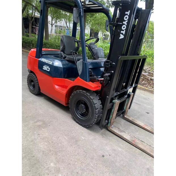 2023 تويوتا 3 TON-46645821