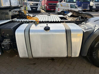 2016-man-tgx-18-440-1443559-46646265