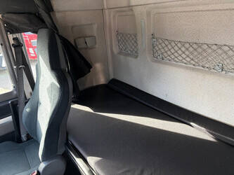 2016-man-tgx-18-440-1443559-46646272