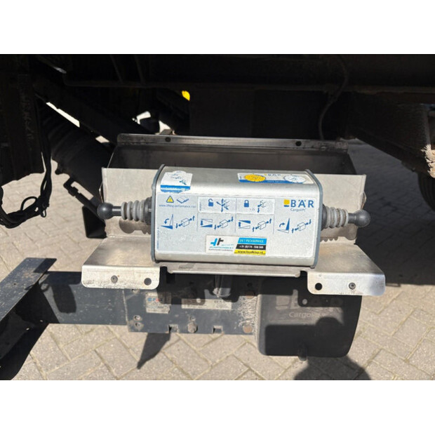 2006 Schmitz Cargobull SKO 18-46646327