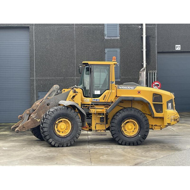 2014 فولفو L 120 G-46646636