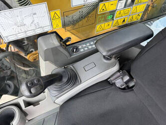 2015-caterpillar-320el-1443574-46646719