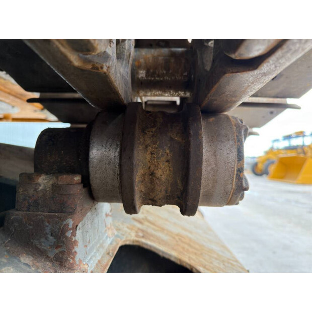 2014 Liebherr R922SLC-46646854