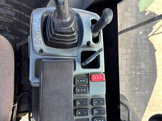 2020-hitachi-zw-250-6-1443580-46646893