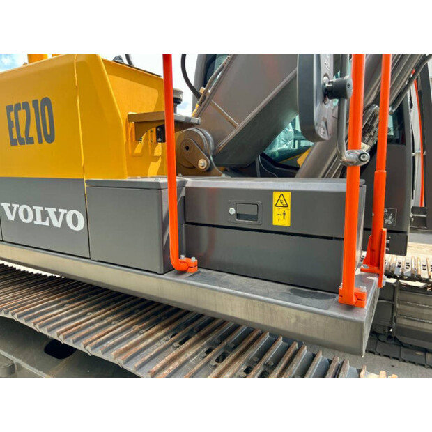2025 Volvo EC210-46646978
