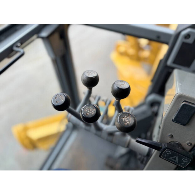 2018 Caterpillar 140K-46647289