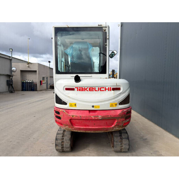 2017 TAKEUCHI TB230-46647388
