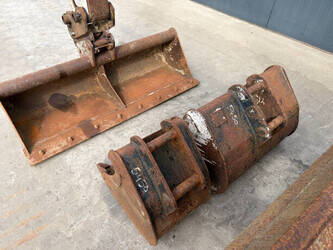 2017-takeuchi-tb230-1443593-46647394