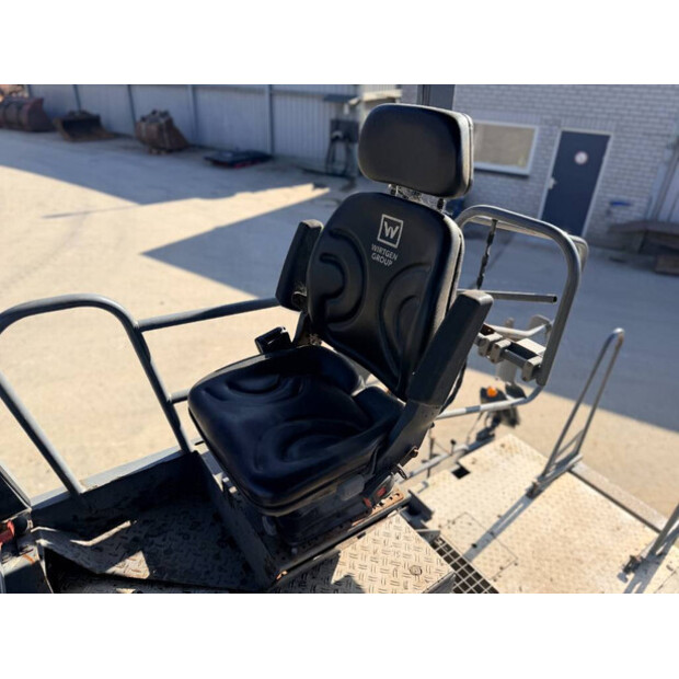 2012 VOGELE Super 1600-2-46647739