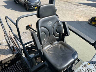 2014-vogele-super-1900-3i-1443603-46647951