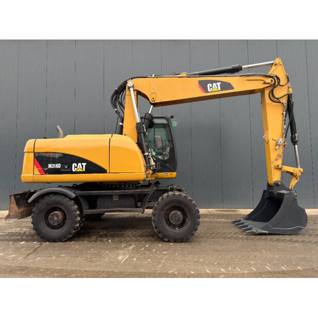 2011 Caterpillar M316D-46648731