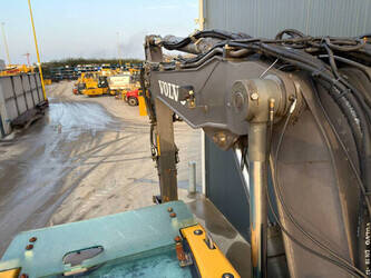 2016-volvo-ewr150e-1443628-46648950