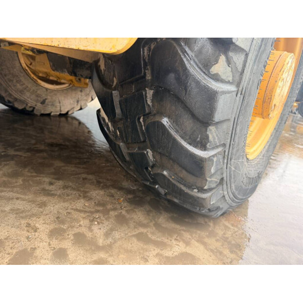 2016 Caterpillar 907M-46648996