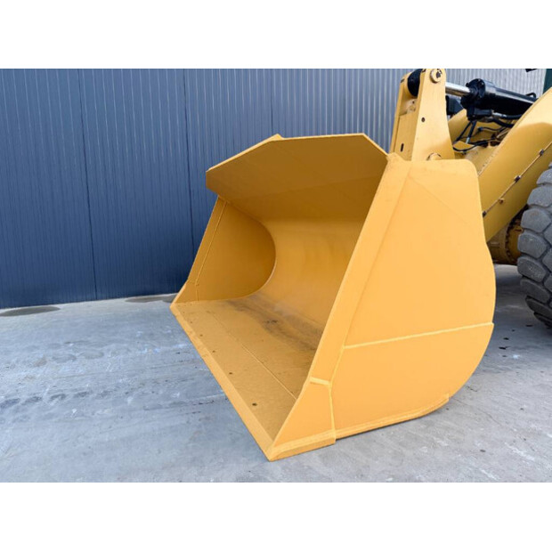 2015 Caterpillar 962M-46649089