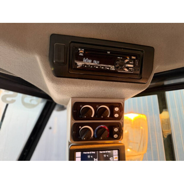 2017 Caterpillar 966M-46649179