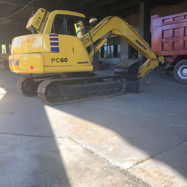 2022 Komatsu PC60-46649253