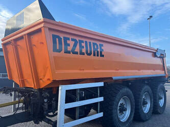 2010-dezeure-k33-1443644-46649289