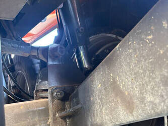 2010-dezeure-k33-1443644-46649295