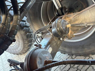 2010-dezeure-k33-1443644-46649299