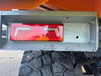 2010-dezeure-k33-1443644-46649304