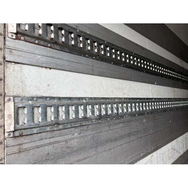 2006 شميتز كارجوبول SKO 18/LZG-46649448