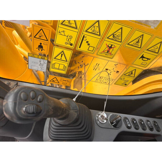 2020 Komatsu PC 228 USLC-11-46649470