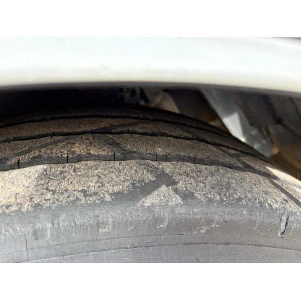 2008 فولفو FH-46649511