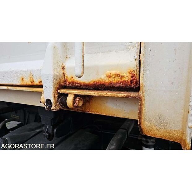 2005 Renault Midlum-46663152