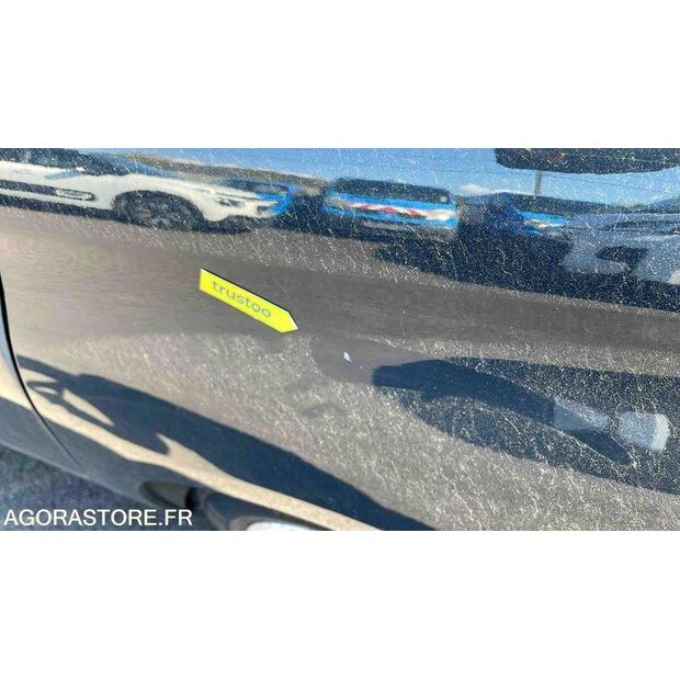 2019 Peugeot 308-46663172