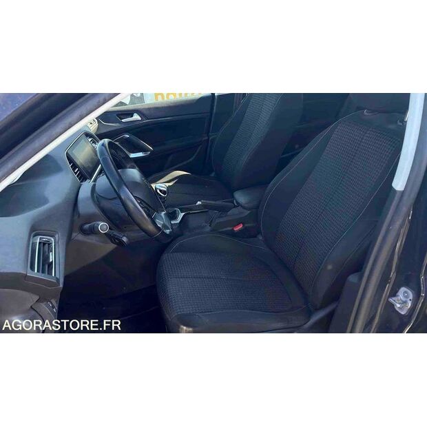 2019 Peugeot 308-46663185