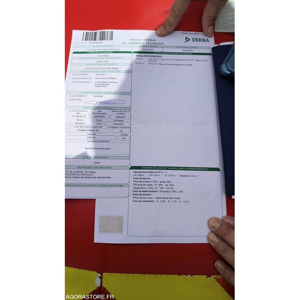 2001 Renault M210-46663259