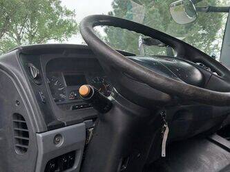 2008-mercedes-benz-1833-1435593-46663317