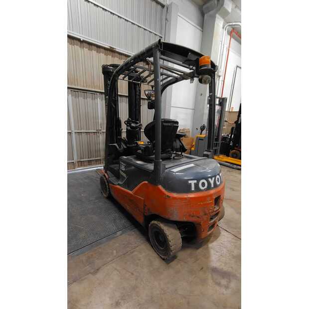 2015 تويوتا 8FBMT16-46671242