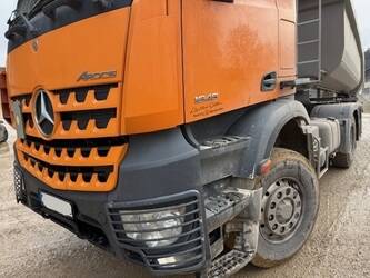 2018-mercedes-benz-arocs-1848-1443767-46671518