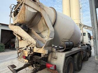 2013-man-tgs-32-400-1443769-46671564