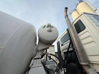 2013-man-tgs-32-400-1443769-46671565