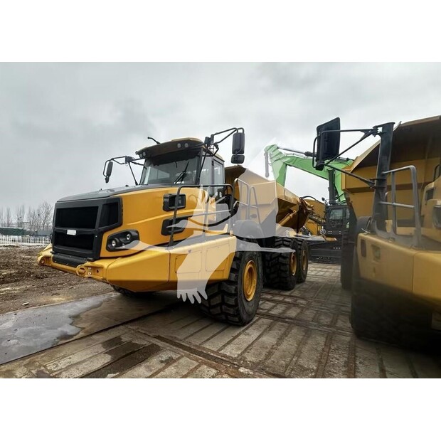 2018 BELL B60E-46674317