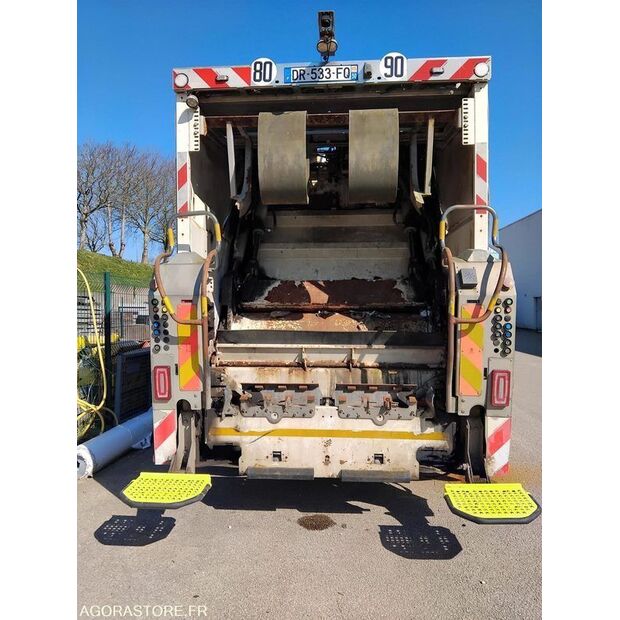 2015 Renault D WIDE-46677518