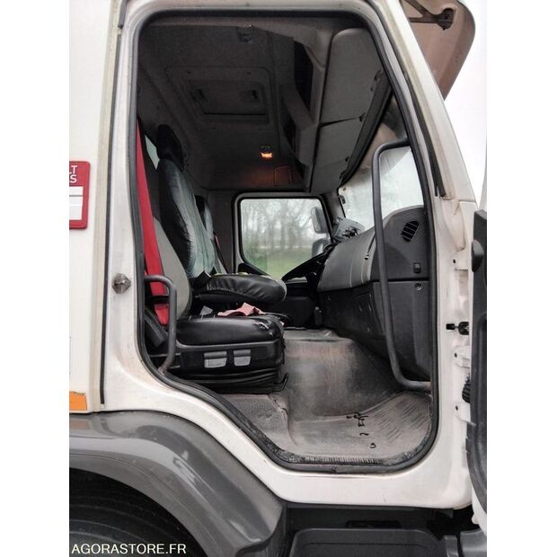 2015 Renault D WIDE-46677530