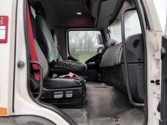 2015-renault-d-wide-1443786-46677530