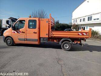 2017-renault-master-rt-1443787-46677533