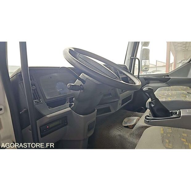 2004 رينو Midlum-46677549