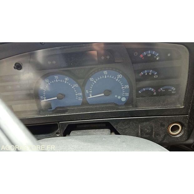 2004 رينو Midlum-46677551